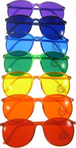 SET OF 9 COLOR THERAPY GLASSES AND HEALING FOR THE AGE OF ENLIGHTENMENT BOOK PDF