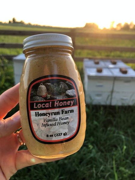 VANILLA BEAN INFUSED CREAMED HONEY (HONEY RUN FARMS)